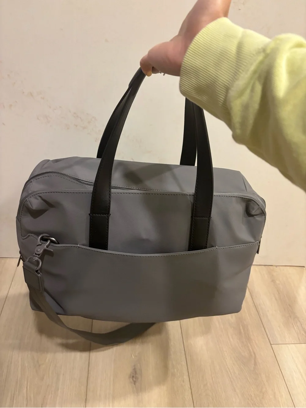 Away sleek grey